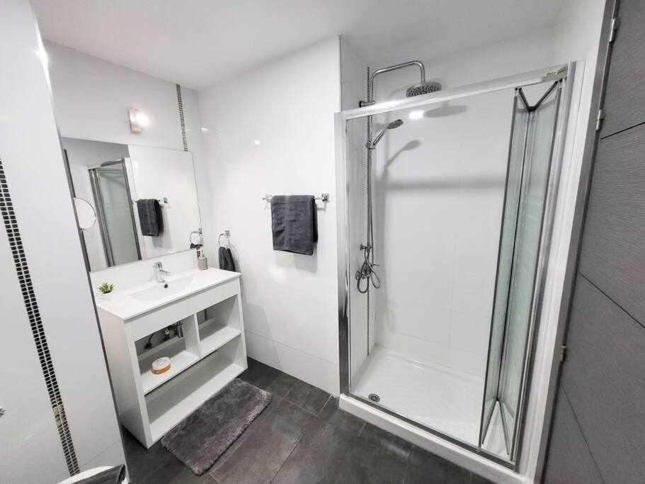 Apartamento Opera Beach House - Ac Wi-Fi *